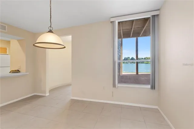 $1,850 | 534 Orange Drive, Unit 11, Altamonte Springs, FL 32701