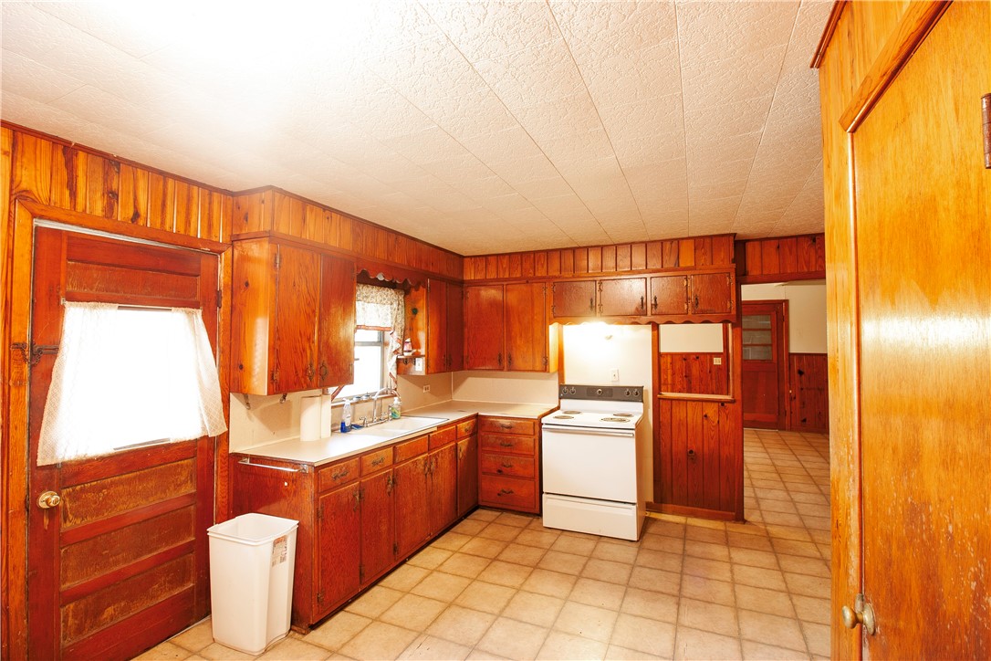 222 South Fair Park Street Riesel, TX 76682 - Photo 5 of 5