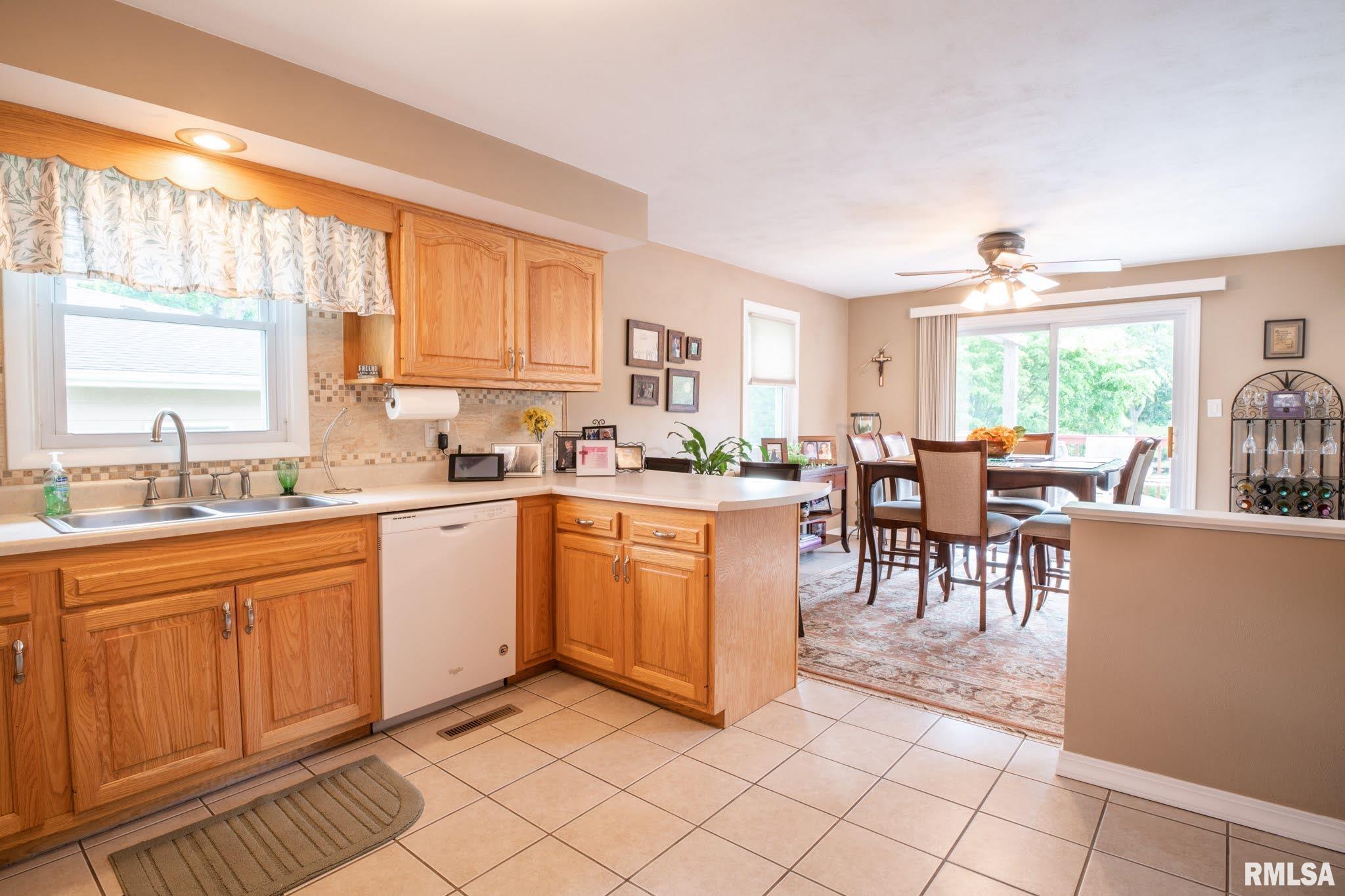 9921 West Buckhaven Court Mapleton, IL 61547 - Photo 16 of 54 Gallery Image 16
