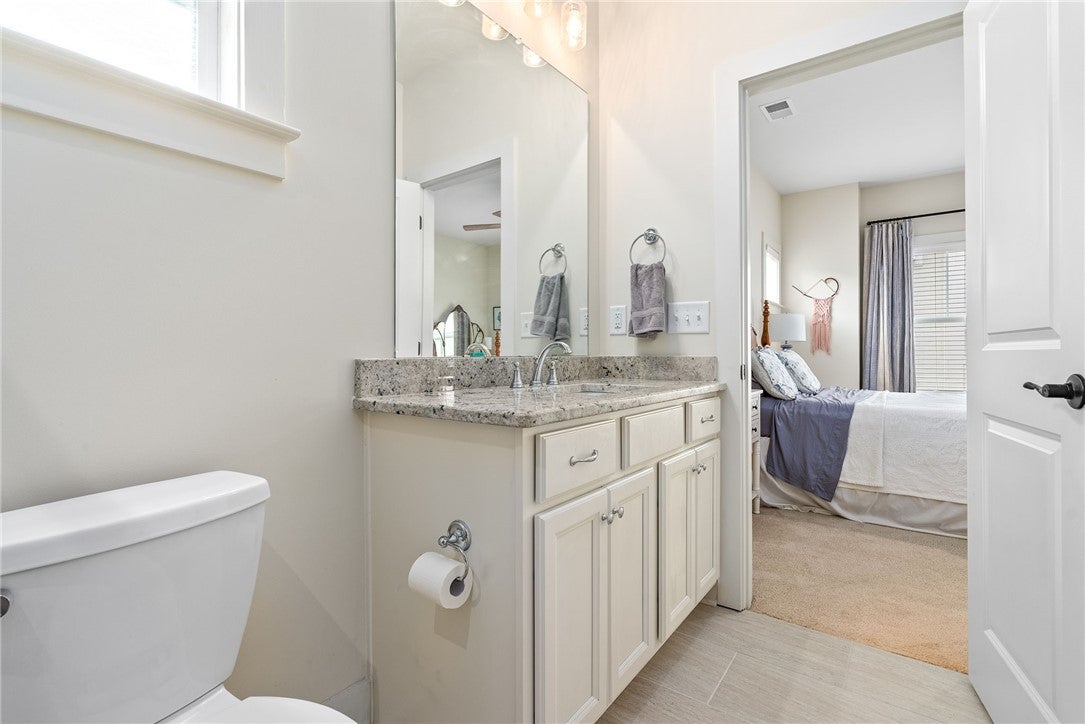 2106 Moores Mill Road, Unit 208 Auburn, AL 36830 - Photo 15 of 21 primary