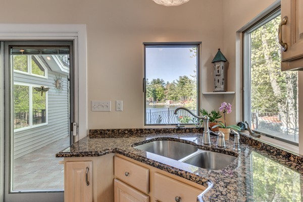137 Flynn Road Lunenburg, MA 01462 - Photo 7 of 29 Gallery Image 7