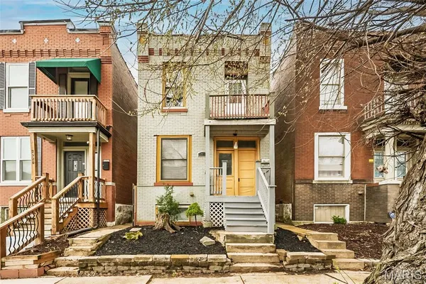 $269,000 | 2922 Sidney Street, St. Louis, MO 63118