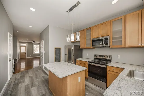 $259,000 | 2922 Sidney Street, St. Louis, MO 63118