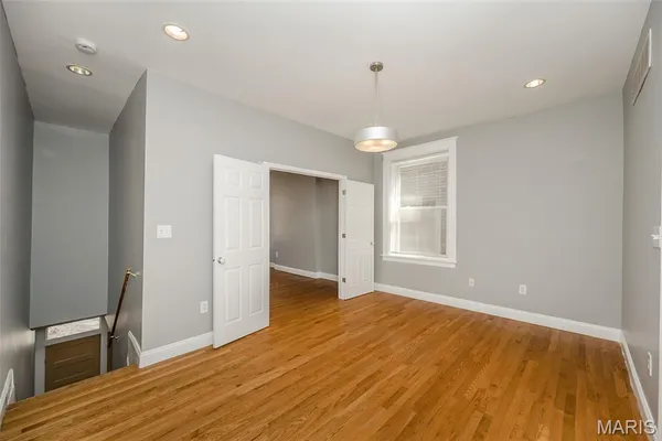 $259,000 | 2922 Sidney Street, St. Louis, MO 63118
