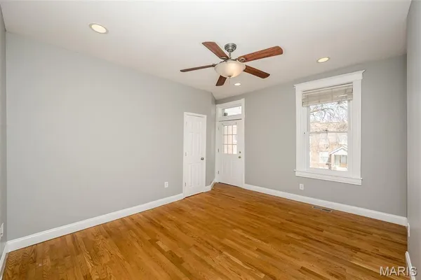 $259,000 | 2922 Sidney Street, St. Louis, MO 63118