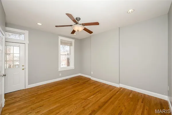 $259,000 | 2922 Sidney Street, St. Louis, MO 63118
