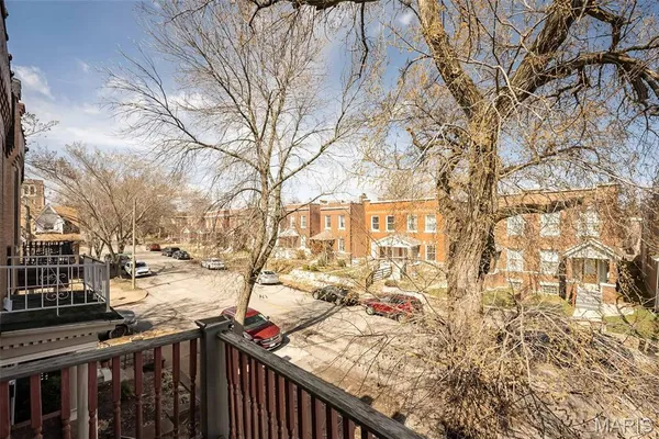 $259,000 | 2922 Sidney Street, St. Louis, MO 63118