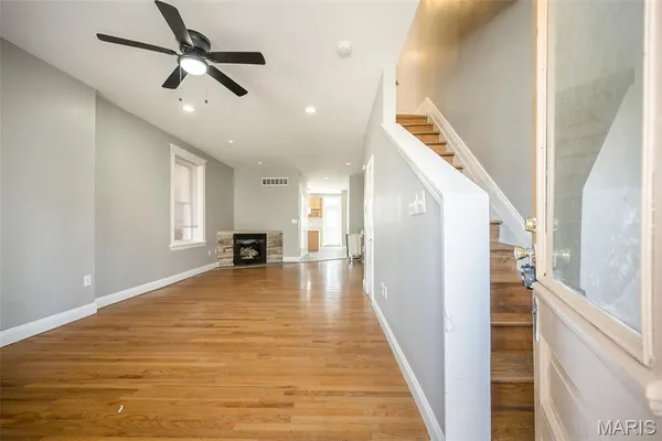 $259,000 | 2922 Sidney Street, St. Louis, MO 63118