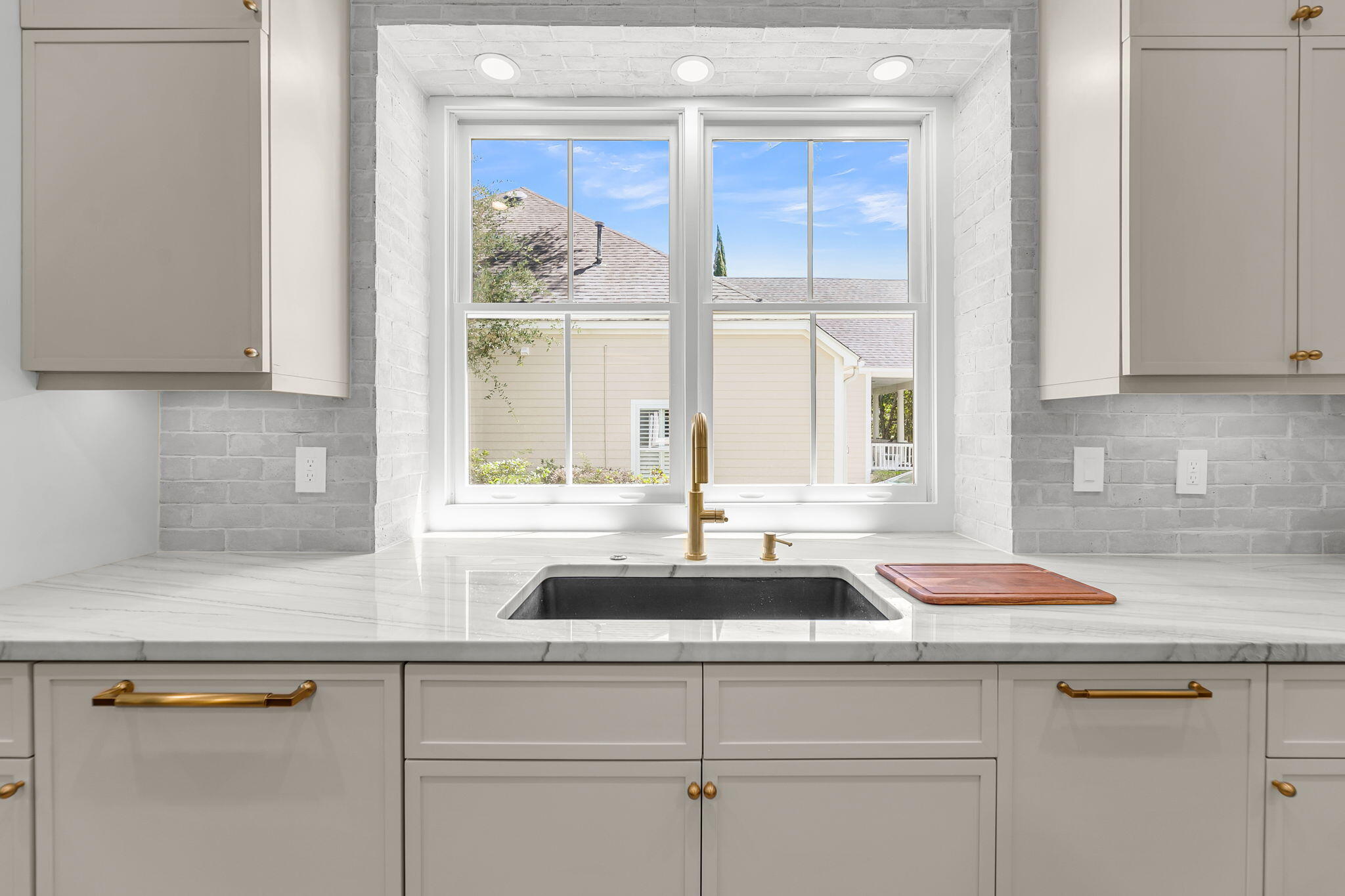 118 Scott Street Charleston, SC 29492 - Photo 20 of 83 CREM - 118 Scott St-16