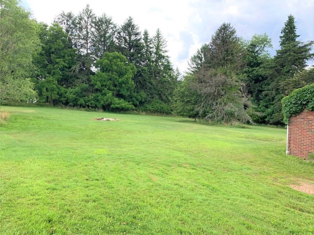 104 Orris Road Bell Acres, PA 15143 - Photo 4 of 12 Gallery Image 4