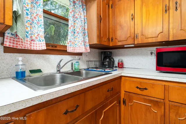 $299,000 | 509 Broad Street, Oriental, NC 28571