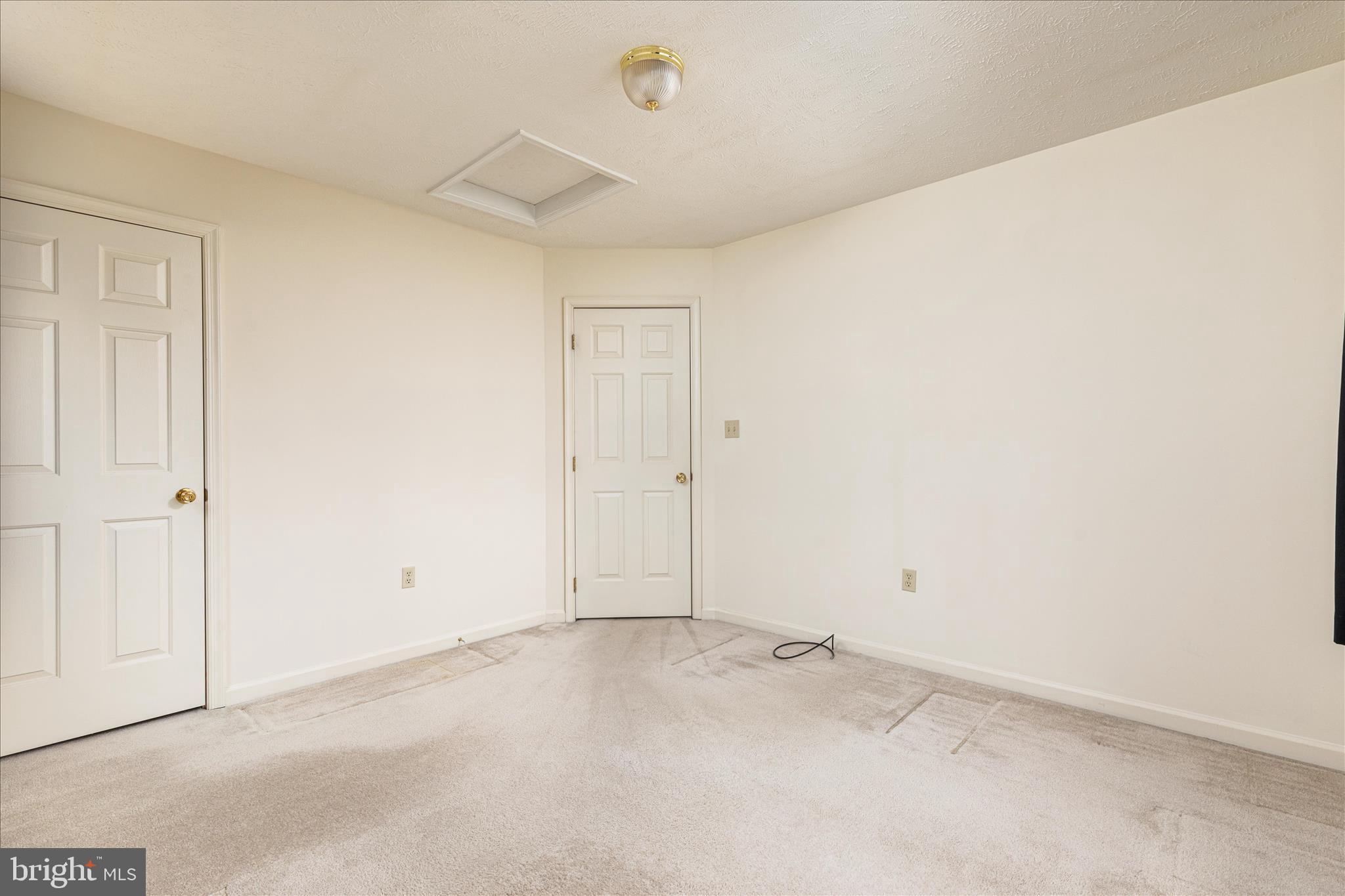 1057 Harmony Orchard Road Front Royal, VA 22630 - Photo 17 of 48 an empty room with an entryway