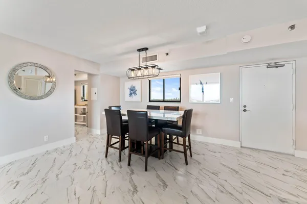 $9,500 | 300 Ocean Trail Way, Unit 607, Jupiter, FL 33477