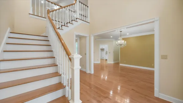 $680,000 | 825 Dennis Avenue, Jasper, TN 37347