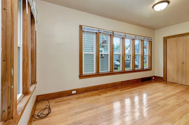 $245,000 | 829 Prospect Avenue, Oshkosh, WI 54901