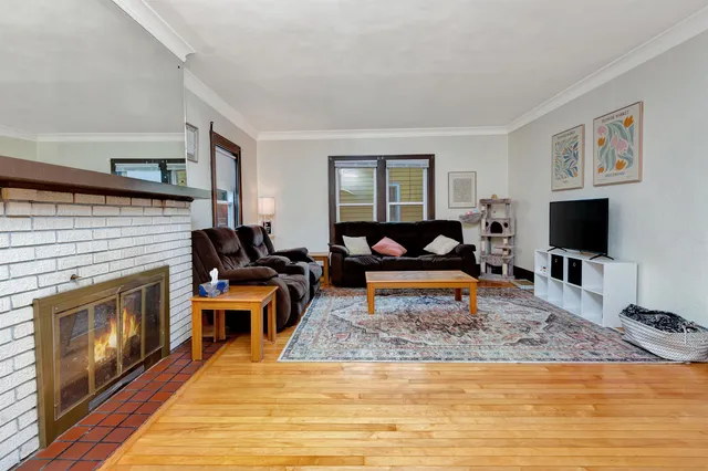 $245,000 | 829 Prospect Avenue, Oshkosh, WI 54901