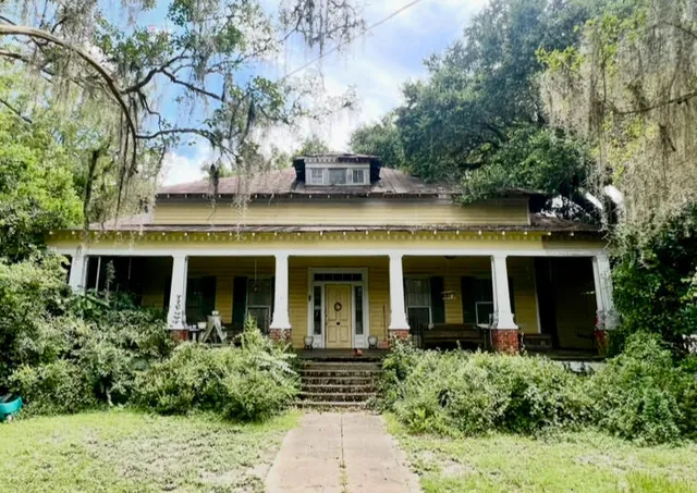 $400,000 | 422 Hampton Street, Walterboro, SC 29488