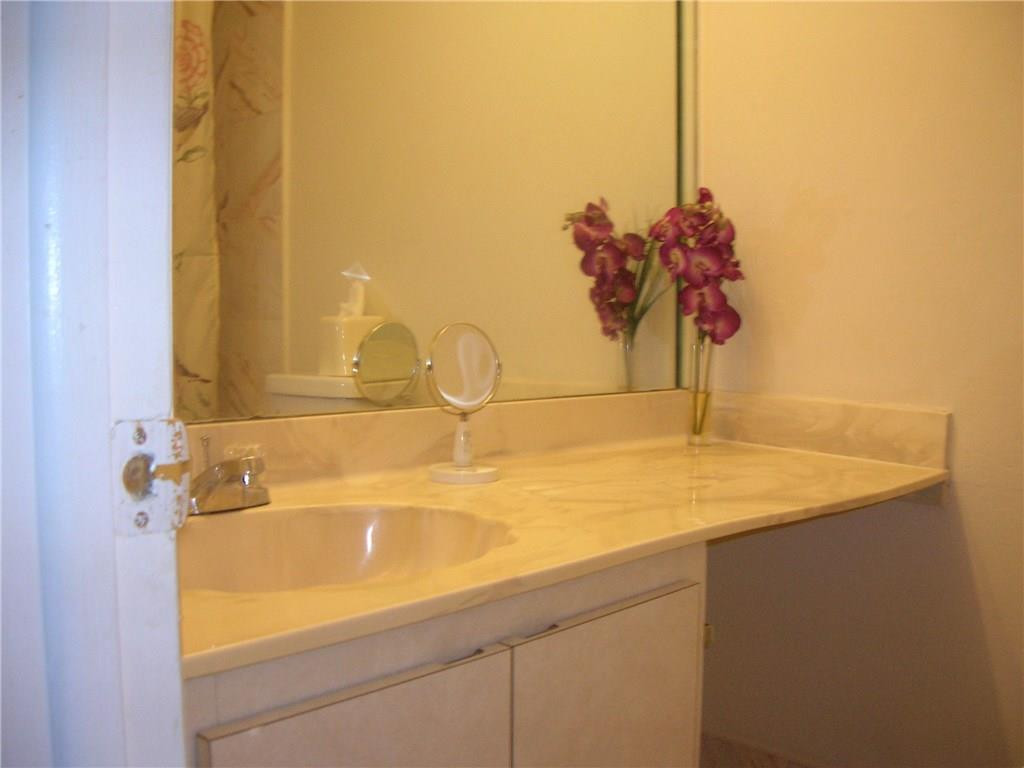 124 Gate Road, Unit 266 Hollywood, FL 33024 - Photo 5 of 35 Photo 5
