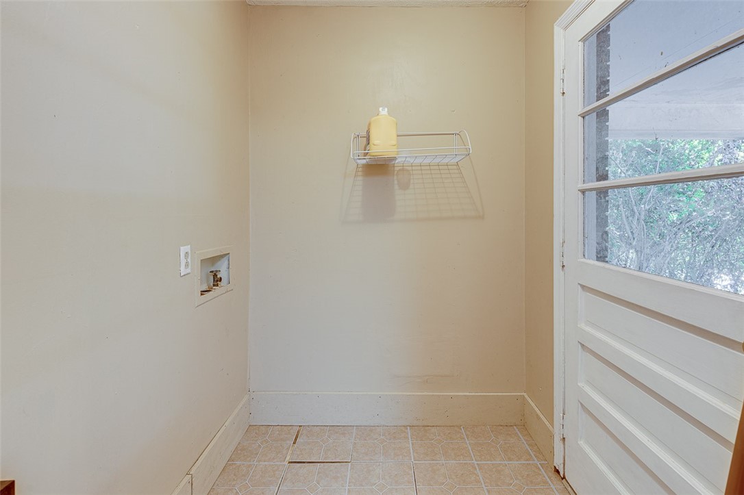 990 Laredo Drive Seneca, SC 29672 - Photo 14 of 28 Gallery Image 14