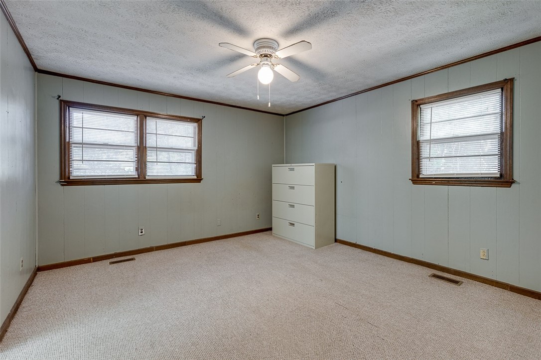 990 Laredo Drive Seneca, SC 29672 - Photo 19 of 28 Gallery Image 19