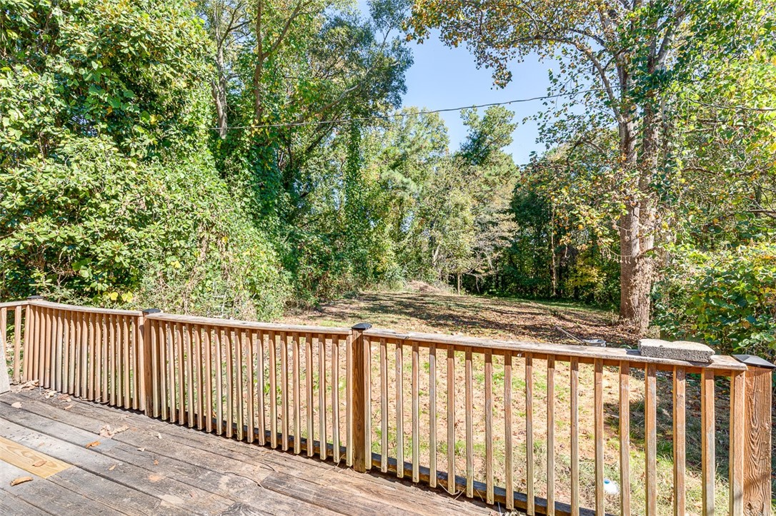 990 Laredo Drive Seneca, SC 29672 - Photo 28 of 28 Gallery Image 28