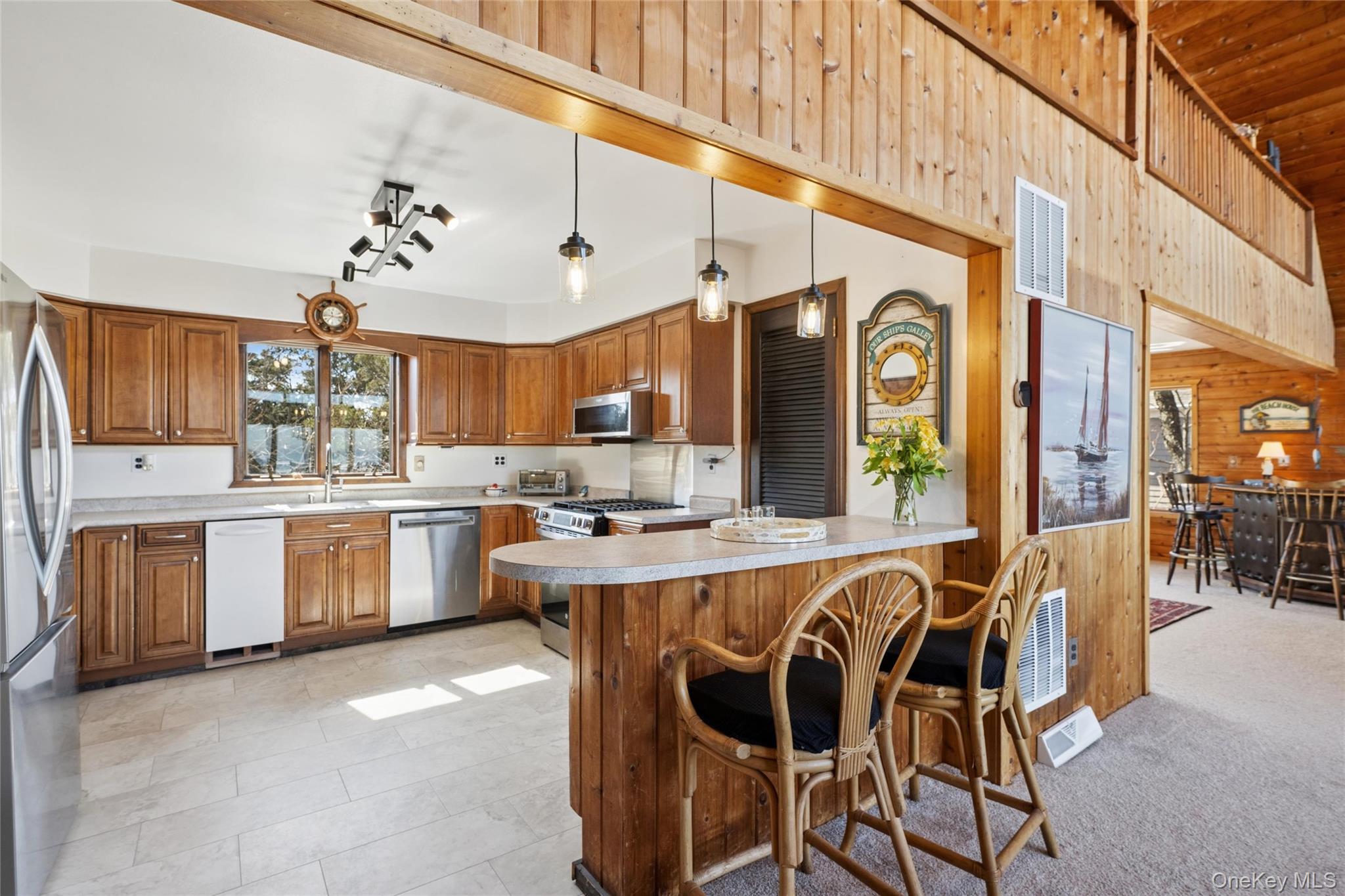 171 Harbor Beach Road Mount Sinai, NY 11766 - Photo 19 of 46 featuring breakfast bar