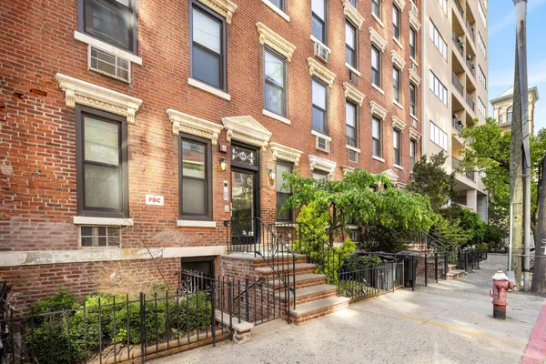 $599,000 | 68 Park Avenue, Unit 9, Hoboken, NJ 07030