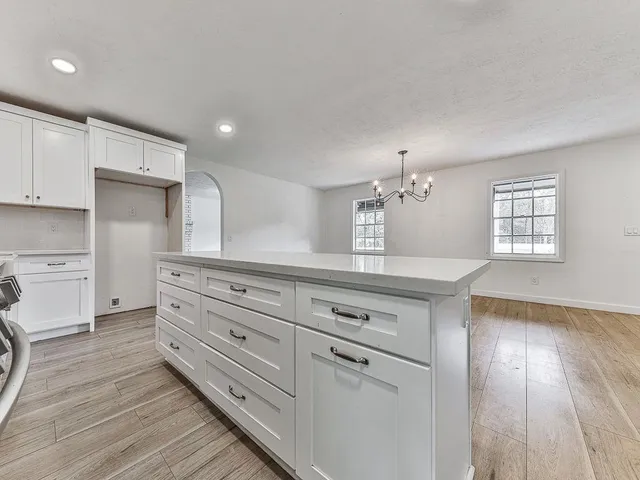 $399,950 | 421 Creek Valley Drive, Woodstock, GA 30188