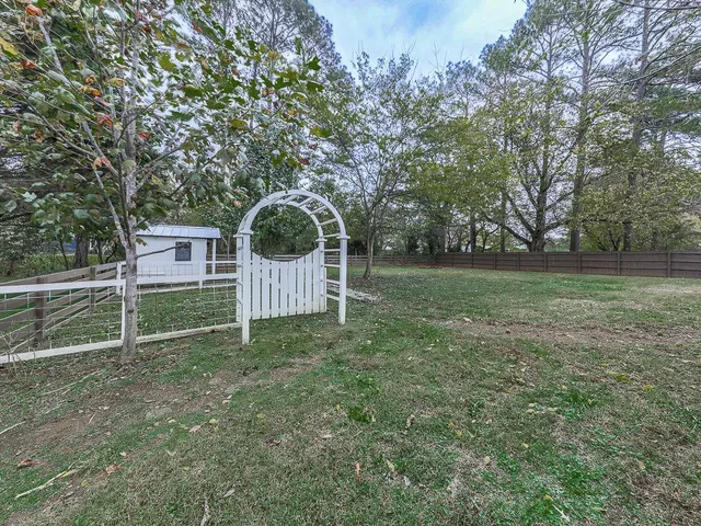 $399,950 | 421 Creek Valley Drive, Woodstock, GA 30188