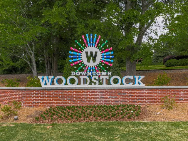 $399,950 | 421 Creek Valley Drive, Woodstock, GA 30188