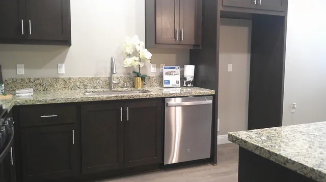 $325,000 | 140 Ivy Avenue, Unit 39, Patterson, CA 95363