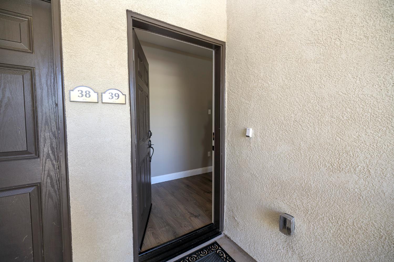 140 Ivy Avenue, Unit 39 Patterson, CA 95363 - Photo 6 of 52