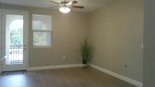 $325,000 | 140 Ivy Avenue, Unit 39, Patterson, CA 95363