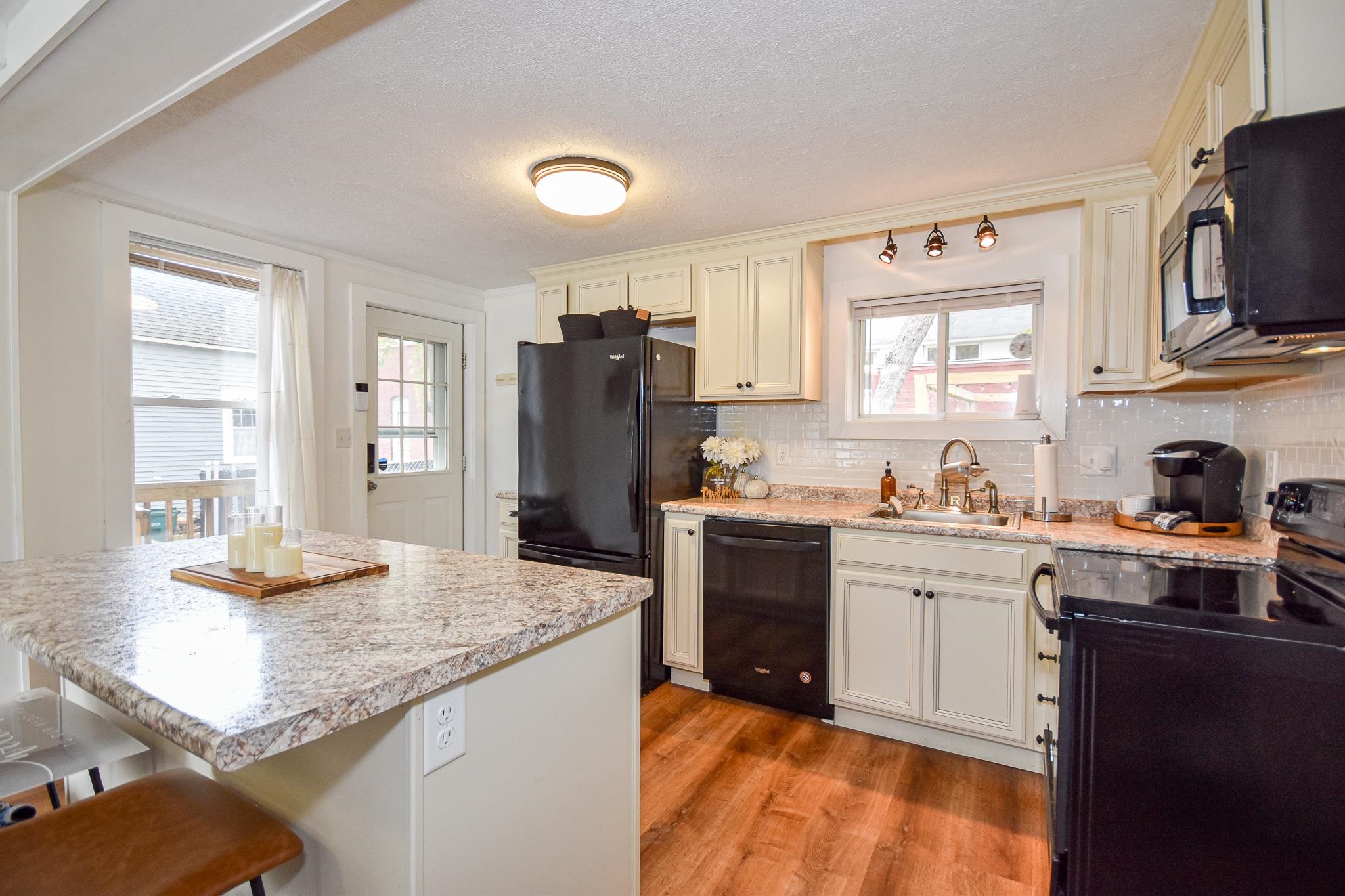 4 Cocheco Avenue Rochester, NH 03868 - Photo 2 of 30 Gallery Image 2