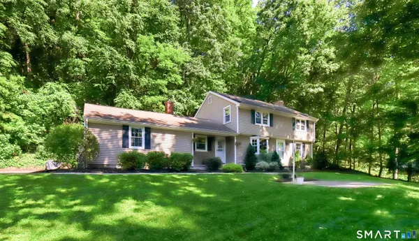 $514,900 | 112 Hedgehog Lane, Simsbury, CT 06092