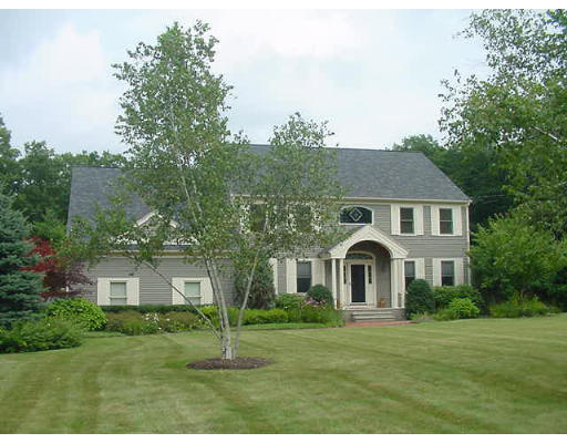 27 Deer Run Road Easton, MA 02356 - Photo 1 of 8 Gallery Image 1