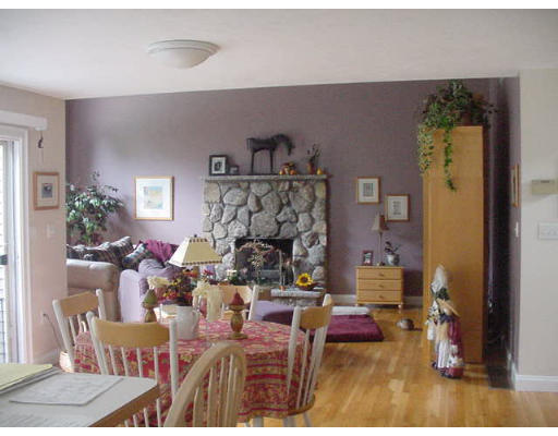 27 Deer Run Road Easton, MA 02356 - Photo 2 of 8 Gallery Image 2