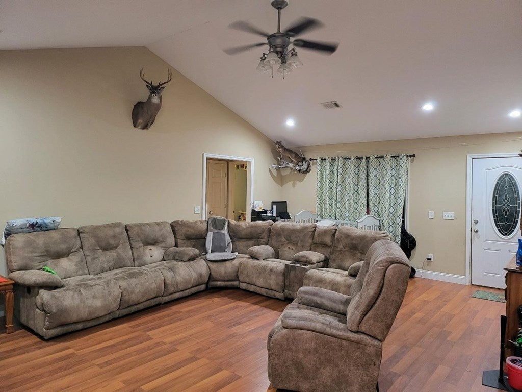 1373 Darden Road Lenox, GA 31637 - Photo 2 of 11 Gallery Image 2