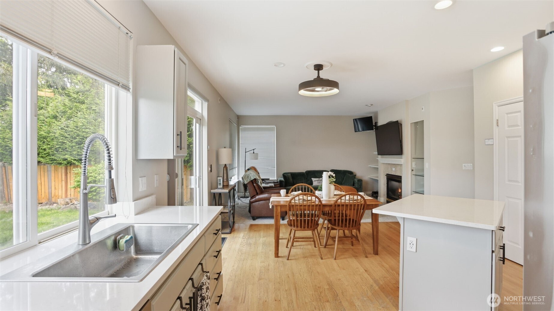 18637 172nd Place Southeast Renton, WA 98058 - Photo 12 of 39