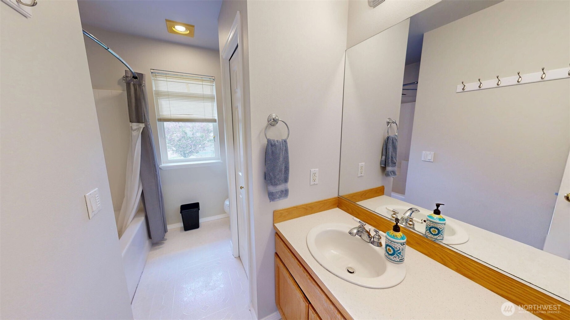 18637 172nd Place Southeast Renton, WA 98058 - Photo 19 of 39
