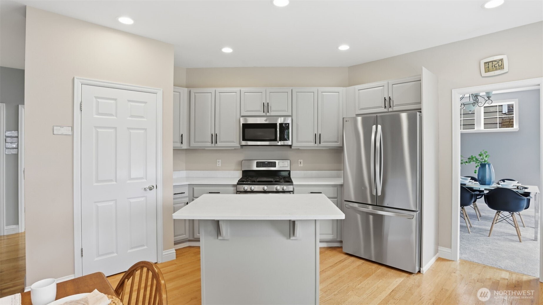 18637 172nd Place Southeast Renton, WA 98058 - Photo 10 of 39