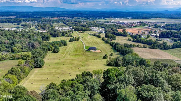 $3,900,000 | 2188 Highway 75, Blountville, TN 37617