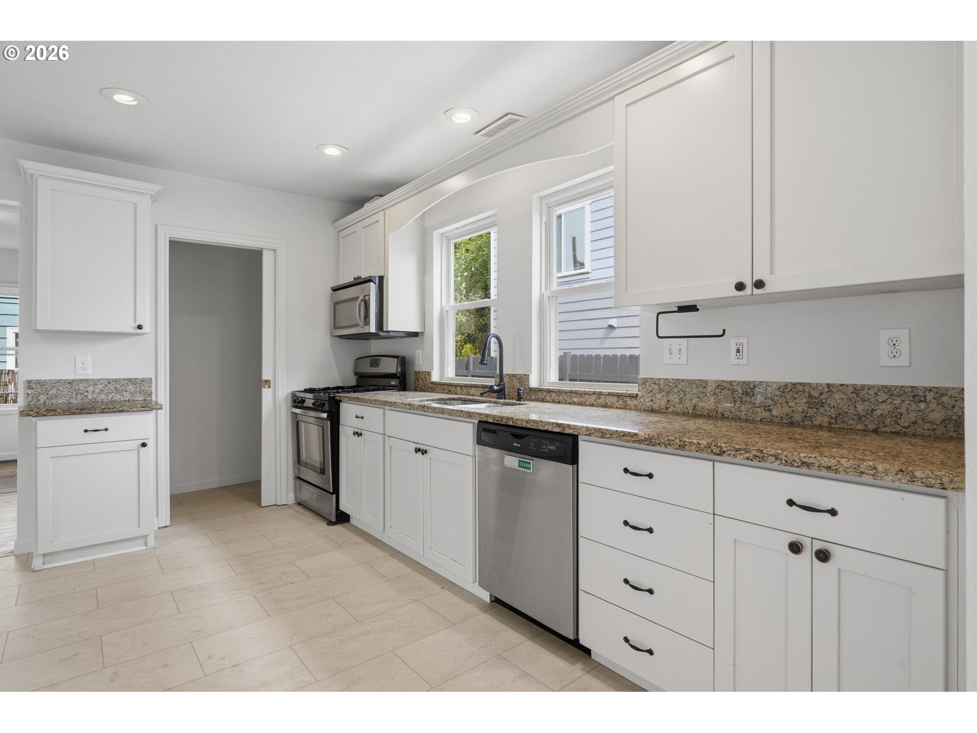 1307 North Kilpatrick Street Portland, OR 97217 - Photo 15 of 36