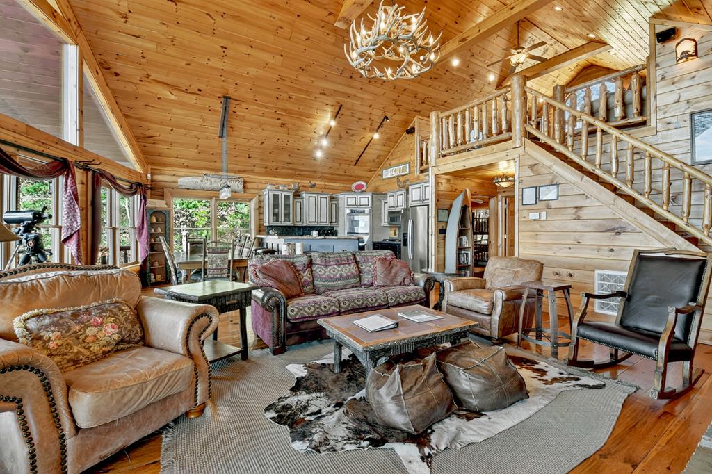 180 Cinnamon Bear Road Mineral Bluff, GA 30559 - Photo 7 of 76