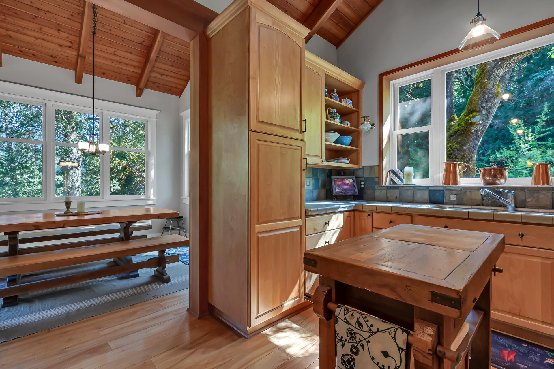 9490 St John Road Hyampom, CA 96046 - Photo 25 of 56 Kitchen