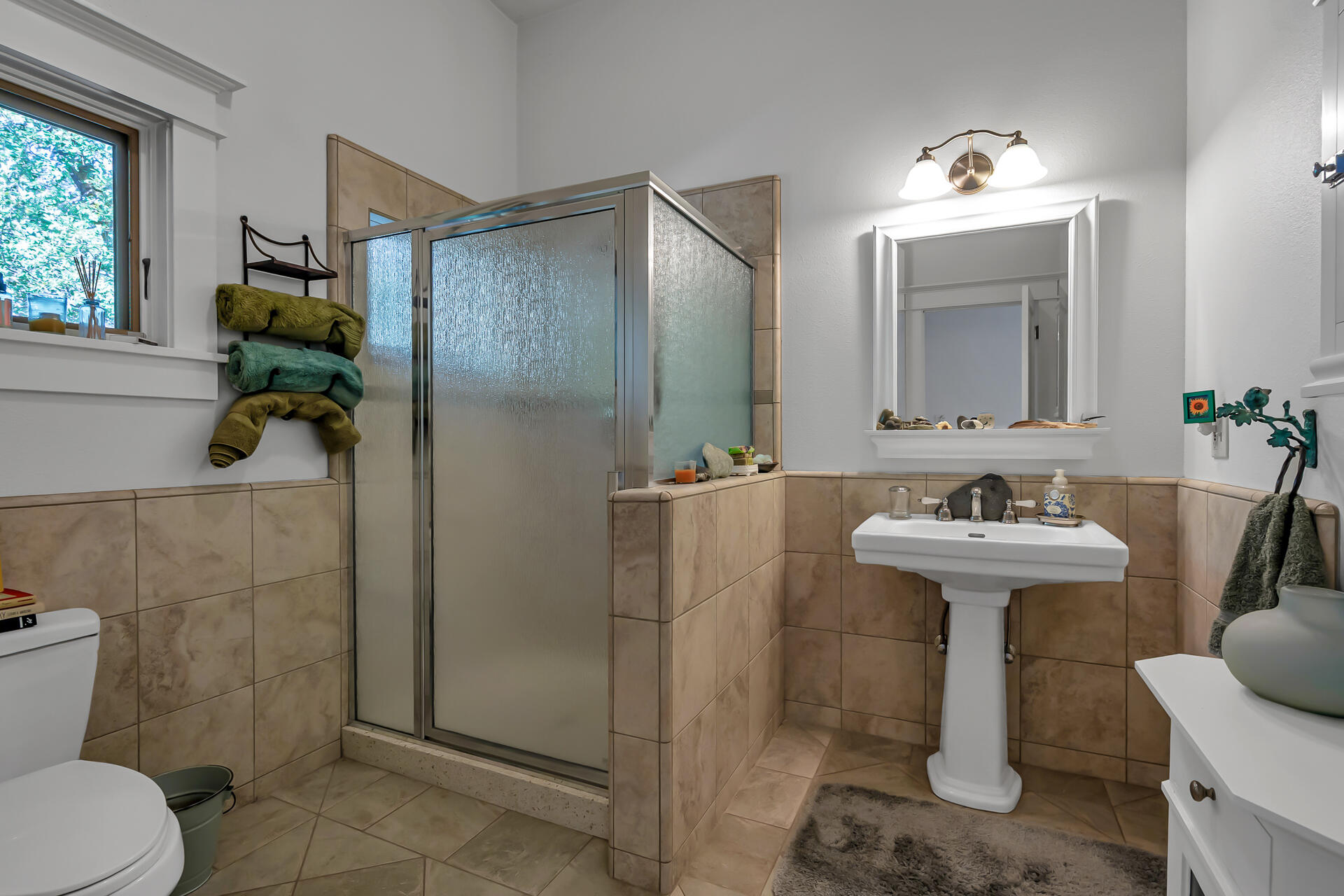 9490 St John Road Hyampom, CA 96046 - Photo 34 of 56 Bathroom
