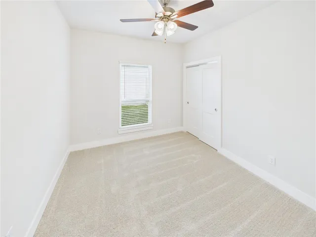 $2,250 | 5302 Lyle Place, Bryan, TX 77807