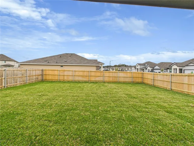 $2,250 | 5302 Lyle Place, Bryan, TX 77807