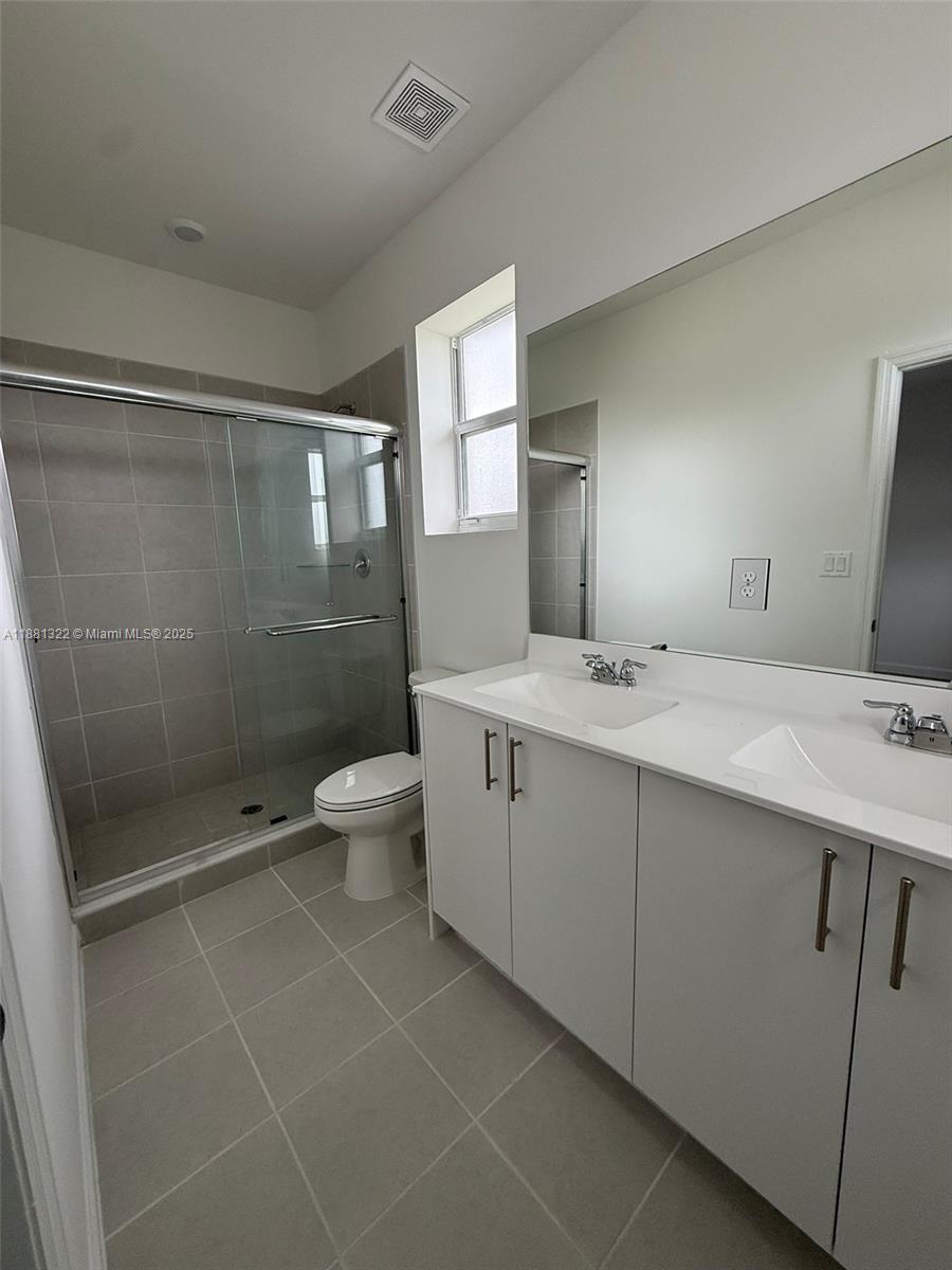 2582 Southeast 29th Street, Unit 2582 Homestead, FL 33035 - Photo 11 of 20