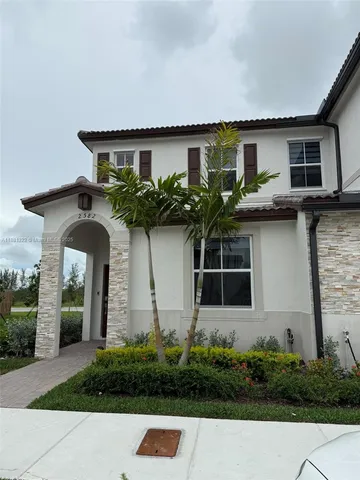 $2,425 | 2582 Southeast 29th Street, Unit 2582, Homestead, FL 33035